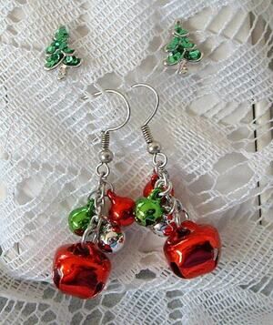 New Red Jingle Bell Pierced Earrings Glitter Christmas Tree Post Earrings Set